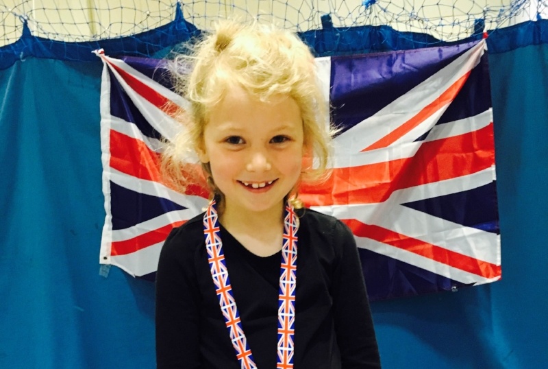 Get ready for a new start at your gymnastics club - Child in front of Union Jack flag
