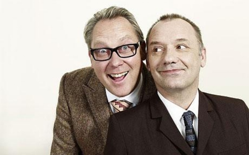 Richard Dwyer being a stunt double for Vic Reeves